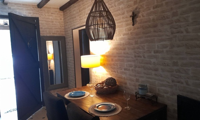 Soturac Chalet De Ski | Cozy chalet in nice Soturac with WiFi