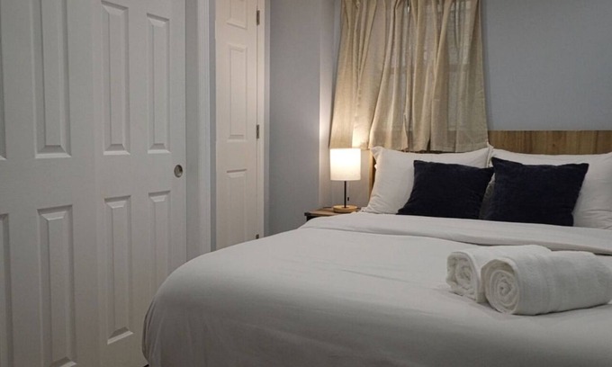 Williamsbridge Maison | Cozy comfortable 1b 1bath with AC and WiFi in the Bronx