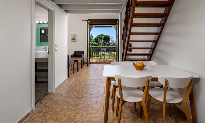 Ialyssos Appartement | Cozy & comfortable sea view apartment, Eleftheria