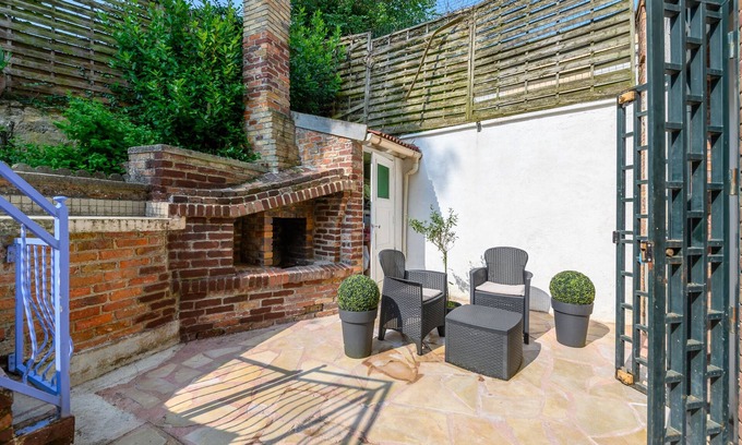 Tournan-en-Brie Appartement | Cozy Corner - Appt avec jardin pour 4