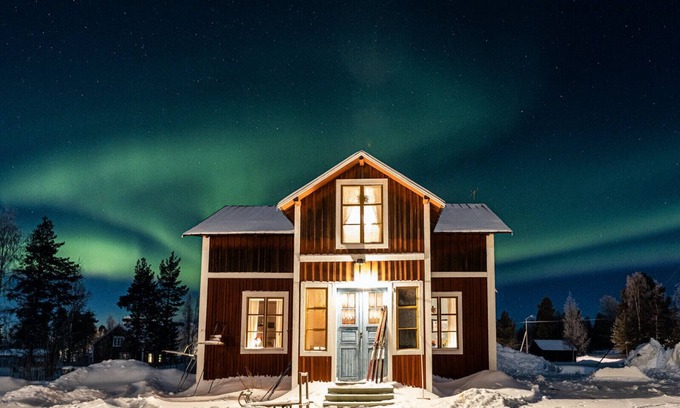 Overkalix Maison | cozy cottage by the lake near Överkalix