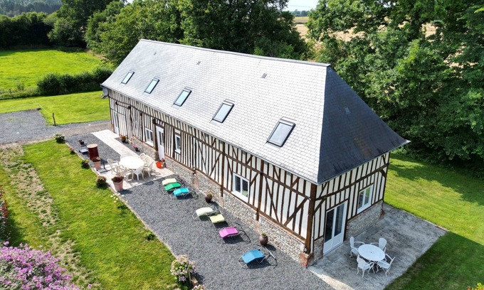Moyaux Cottage | Gîte confortable idéal pour des vacances au calme en famille