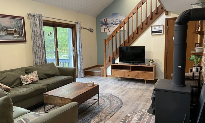 Chocorua Ski and Beach Maison | Cozy cottage lakes and mountains minutes away