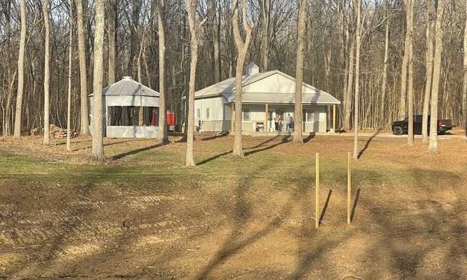 Perry County Maison | Cozy Country Getaway Cabin Barndominium on 115 wooded acres