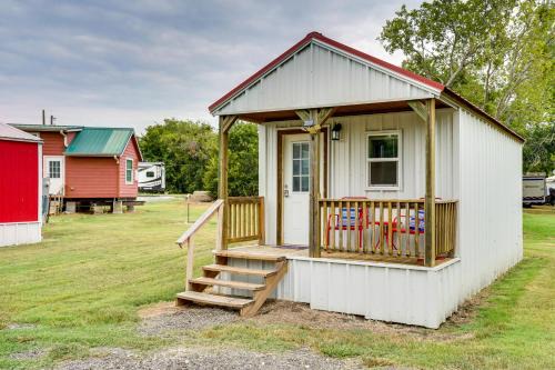 Slidell Appartement | Cozy Country Living Cabin in SlidellandDecatur!
