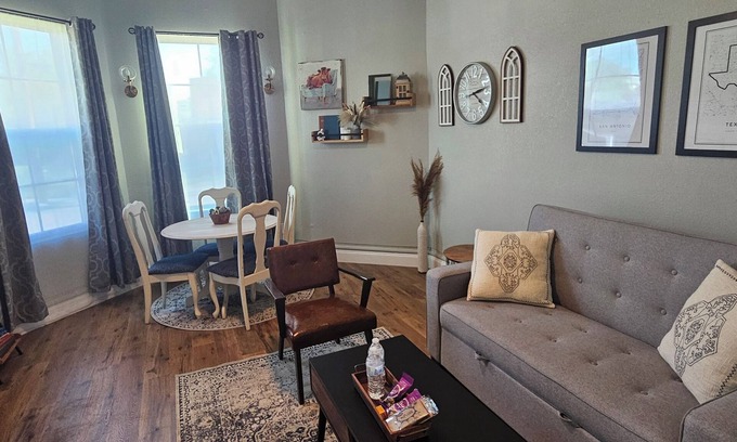 Near East Side Maison | Cozy Downtown Duplex