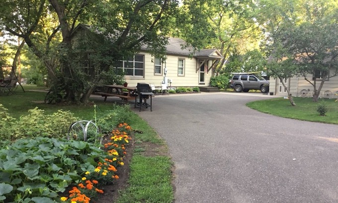 Ironton Maison | Cozy edge of town retreat, closest home to Cuyuna Lakes Trailhead Rally Center.