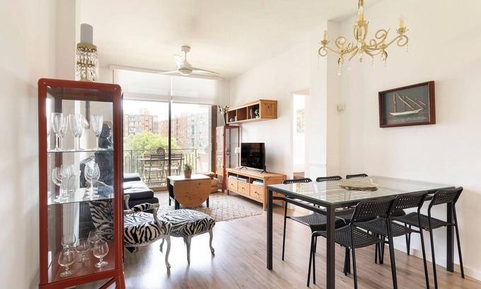 L'Hospitalet de Llobregat Appartement | Appartement pour 6 personnes à Santa Eulalia