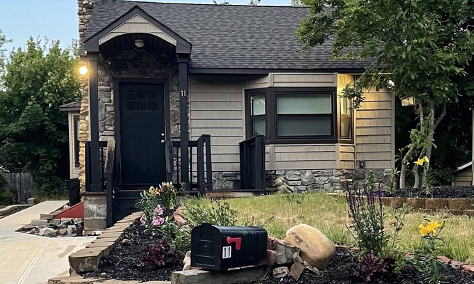 Sound Beach Maison | Cozy, fully remodeled water view home on quiet cul de sac