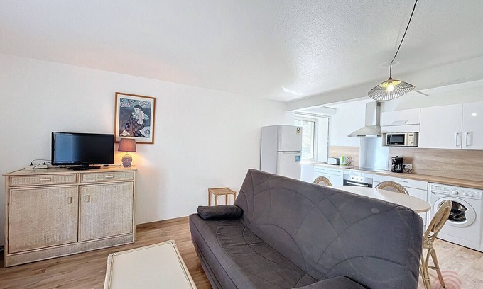 Lamalou-les-Bains Appartement | Charmant F2 avec Terrasse, Proche Thermes et Centre-Ville - Animaux Bienvenus, Wifi Inclus