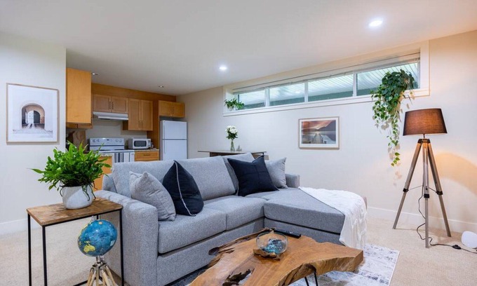 Canyon Heights Maison | Cozy Guest Suite w A/C & playground