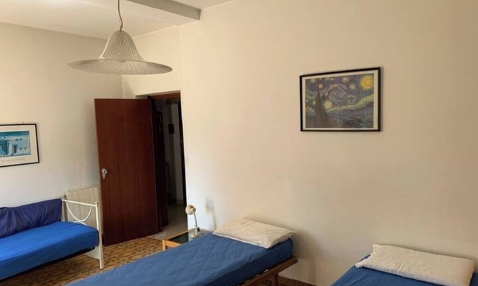 Policastro Bussentino Appartement | 🏖️ Cozy Holiday Apartment 300m from the Sea - Policastro Bussentino #1