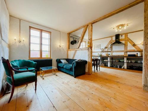Rambin Maison | Cozy Holiday Apartment In The Manor House