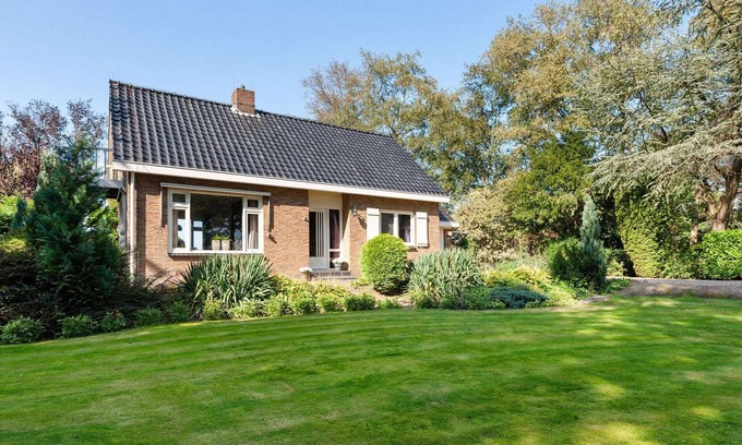 Mantinge Maison | Cozy Holiday Home in Mantinge with Private Garden