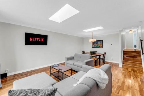 Thorold Maison | Cozy Home by Niagara Falls