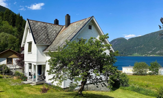 Volda Maison | Maison confortable à Austefjorden avec.