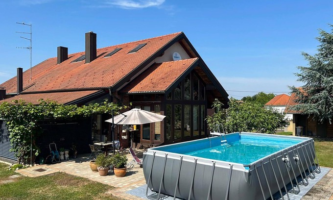 Donji Kraljevec Maison | Belle maison à Hodosan avec sauna