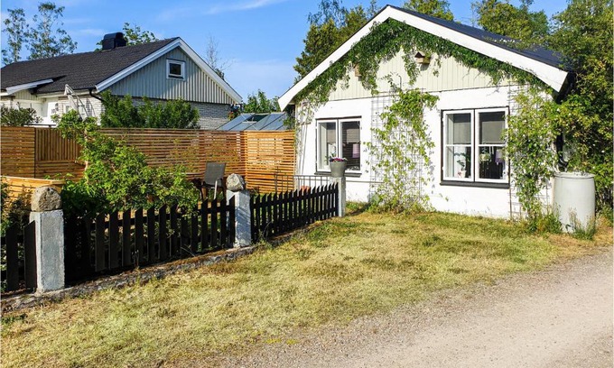 Farjestaden Maison | Cozy Home In Färjestaden With Wifi