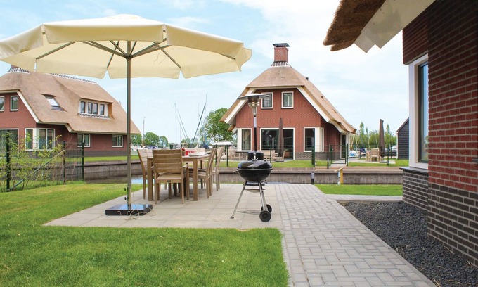 Idskenhuizen Maison | Cozy home in Idskenhuizen with sauna