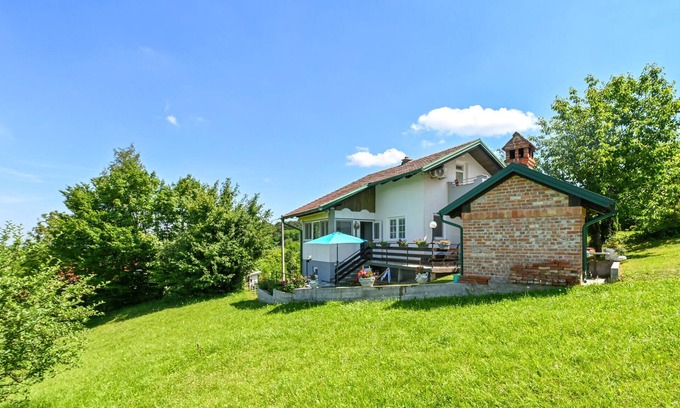 Varazdinske Toplice Maison | Maison confortable à Martinkovec avec.