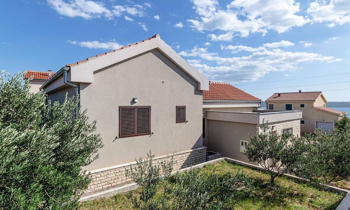 Jasenice Maison | Maison confortable à Maslenica avec.