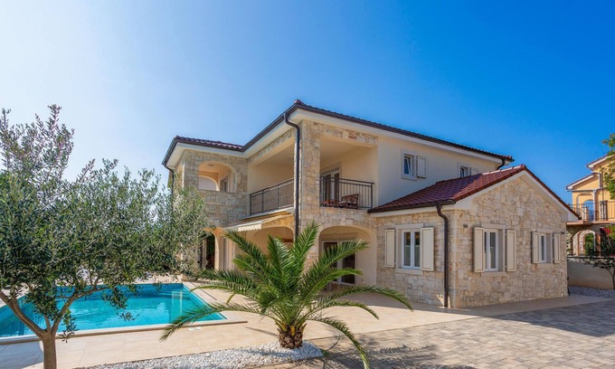 Pinezici Maison | Maison confortable à Pinezici avec WiFi