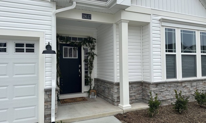 Rehoboth Beach Maison | Cozy home w/ amazing sunsets minutes to DE/MD Beaches: Come enjoy! 4 BR 3 BATH
