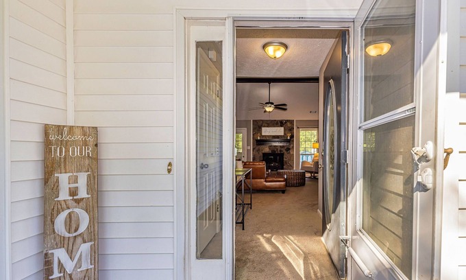 Senoia Maison | Cozy Home - Walkable to Downtown Senoia