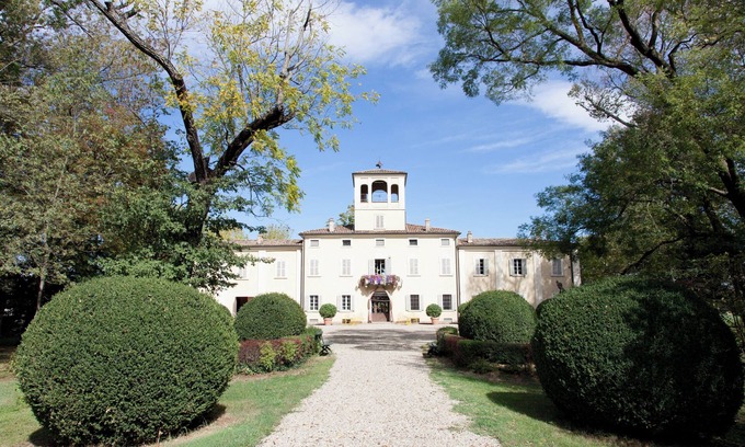 Parma Maison | Cozy house, in a villa nestled in the Parma countryside.