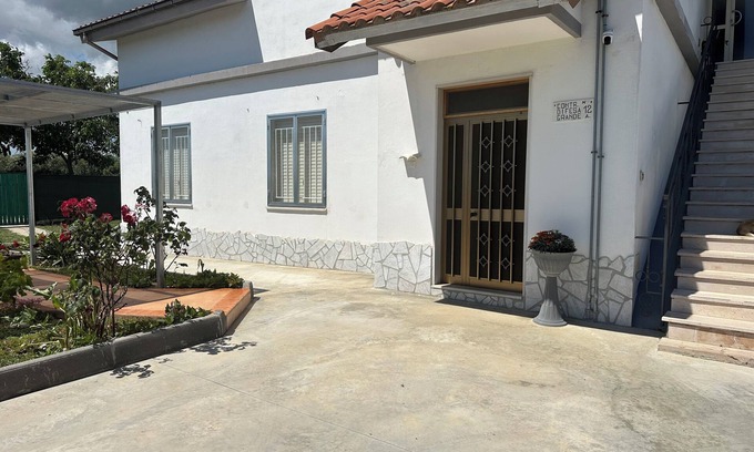 Termoli Maison | Cozy house nestled in the green countryside.