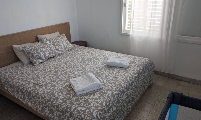 Gesher HaZiv Appartement | Cozy Kibbutz Apt 5 Minutes From Achziv Beautiful Beach