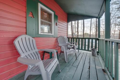 Weirs Beach Appartement | Cozy Laconia Studio with Pool Access - 2 Mi to Lake!