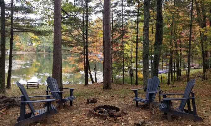 Woodruff Cabine | Cozy Lakefront Cabin - Close to Everything!
