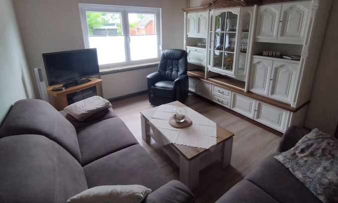 Neermoor Maison | Cozy large vacation home in the heart of East Frisia