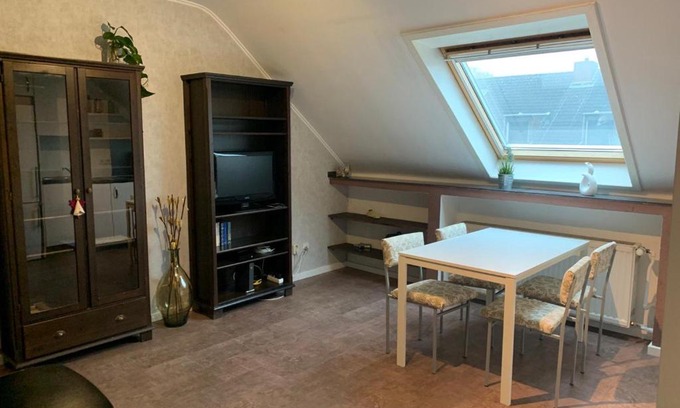 Buderich Appartement | Cozy little Attic in Meerbusch