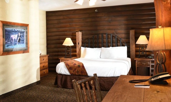 Onalaska Hôtel | Cozy Lodge Retreat Near Mississippi River with Pool and Free Breakfast