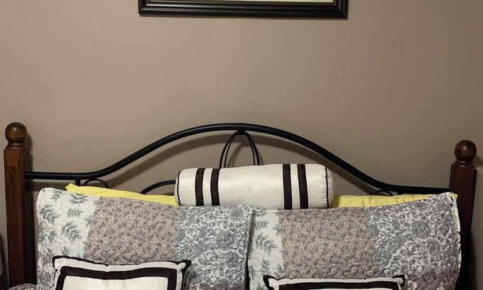 Sylvan Lake Appartement | Cozy Lodge Suite