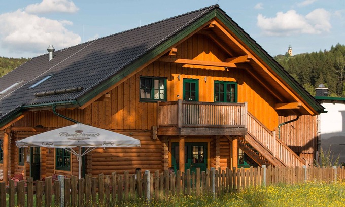 Augustusburg Appartement | cabane en rondins confortable - Appartement coucher de soleil dans le Erzgebirge avec Wi-Fi gratuit