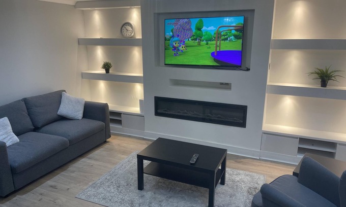 Thamesmead Maison | Cozy London House with 3 Bedrooms