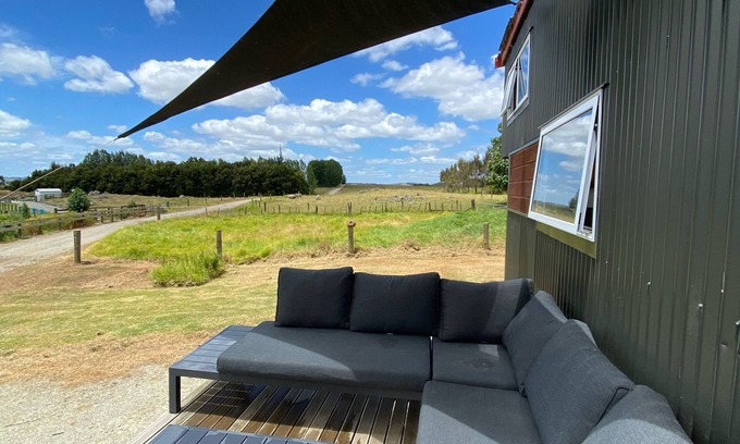 Ohaeawai Cabine | Cozy Mini Home Farm Retreat