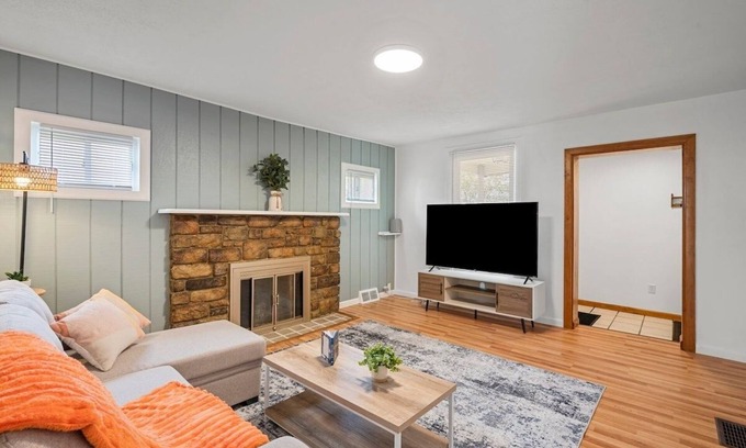 Natrona Heights Maison | Cozy&Modern 2Bdr House Natrona