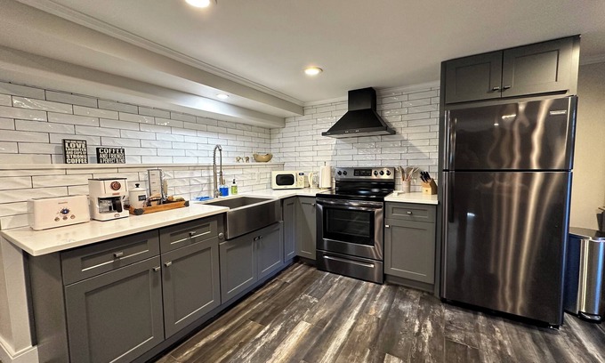 South Peabody Appartement | Cozy&Modern apt in South Peabody