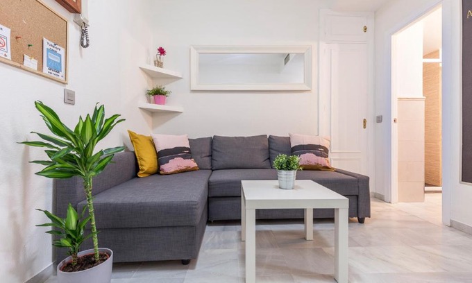 Museo Appartement | Cozy&Modern,historic centre of Seville AC/WiFi,4px