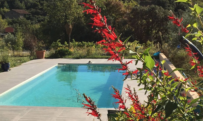 Berlou Maison | Maison environnement privilégié, clim, jardin privé, belle vue dégagée, piscine
