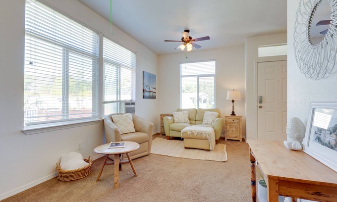 Oak View Maison | Cozy Oak View Getaway ~ 5 Mi to Ojai Valley!