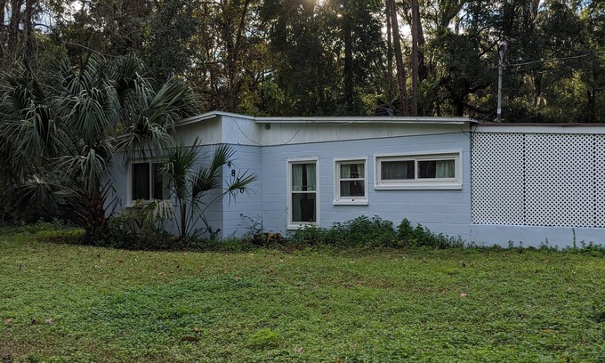 Gainesville Maison | Cozy off Archer