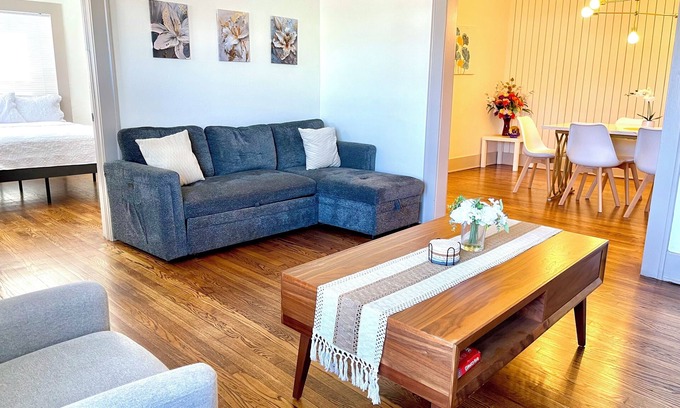 Central Oklahoma City Maison | Cozy Plaza Retreat - Near Downtown & Entertainment
