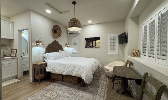 Grover Beach Maison | Cozy Private Casita in Grover Beach close to beach
