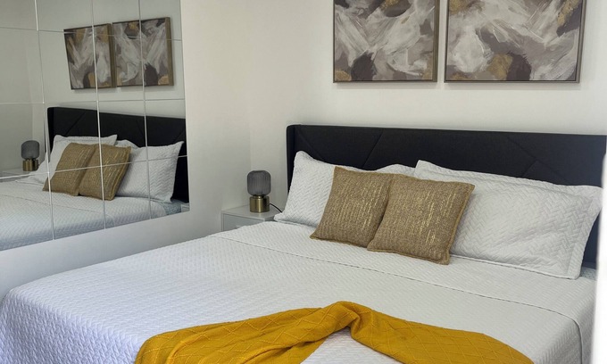 Westside Appartement | Cozy Private Entire Studio Suite Independent Guest Entrance