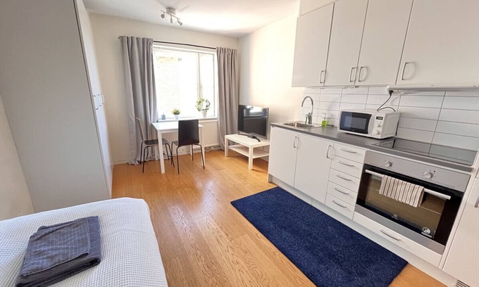 Lidingo Appartement | Cozy quaint flat for field